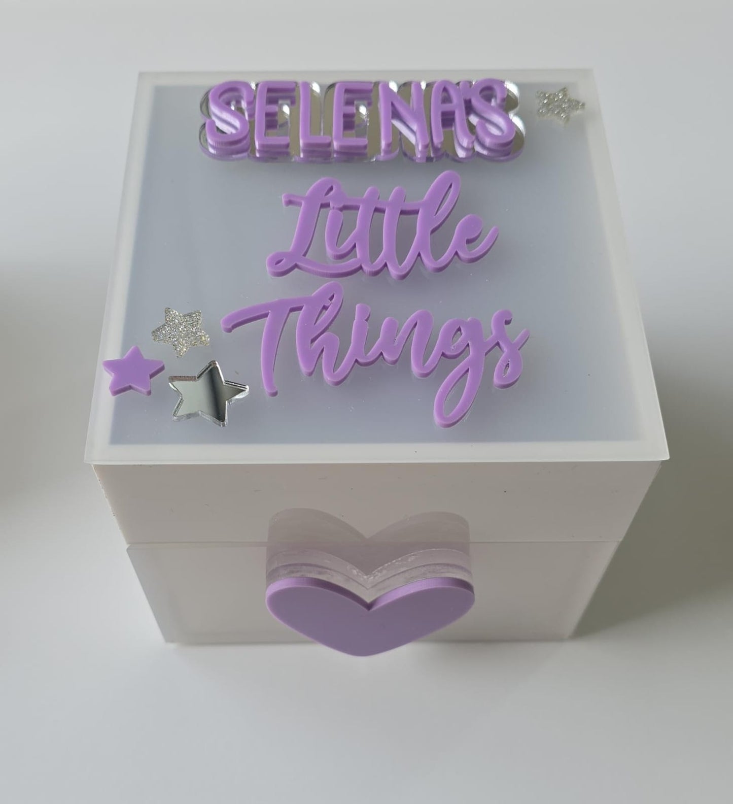 Small Signature Box