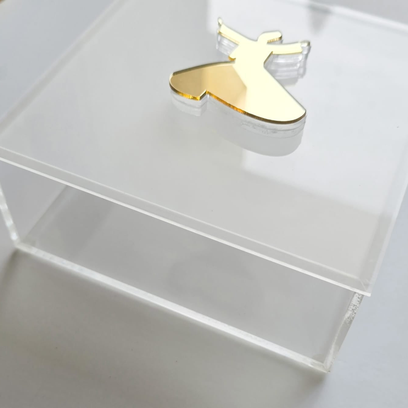 Ramadan Acrylic Box – Transparent Base with White See-Through Lid